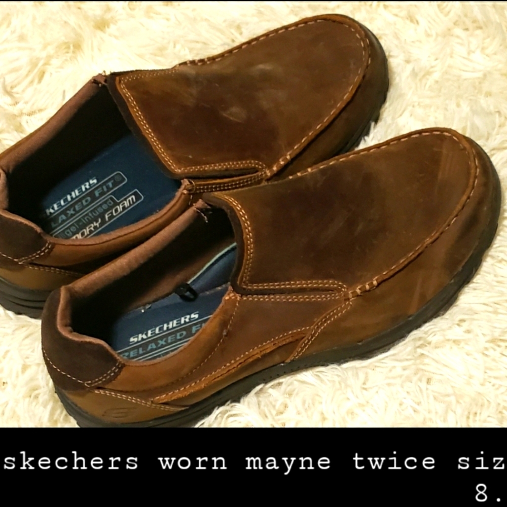 Mens size 8.5 new never worn leather slip on